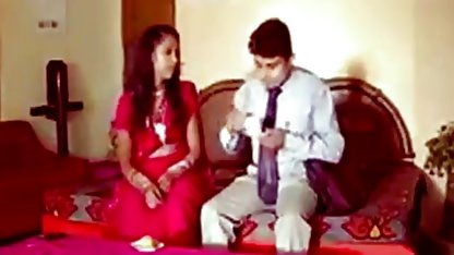 गर्म परिपक्व सनी लियोन की ब्लू सेक्सी वीडियो योनी पाला और तंग