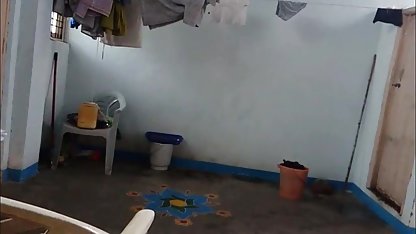 गर्म लड़की उंगलियों सेक्सी पिक्चर नंगी करने वाली उसके योनी जब तक वह आता है