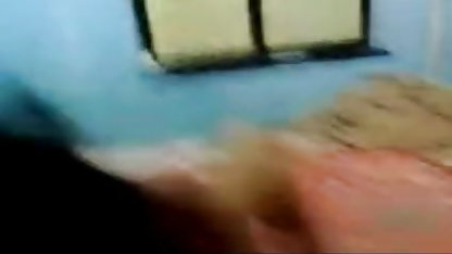 पुलिस पूजा सेक्सी पिक्चर परिसर पर naiomi मॅई की गांठदार बकवास