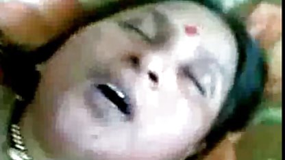 किशोर (18 सेक्स के पिक्चर वर्ष) स्वर्गदूतों