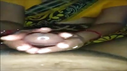 आकर्षक सेक्सी में पिक्चर लड़की