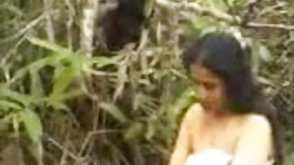 गोल-मटोल सेक्सी इंग्लिश मूवी सेक्सी इंग्लिश मूवी लड़की kneads उसके राक्षस के लिए उसके