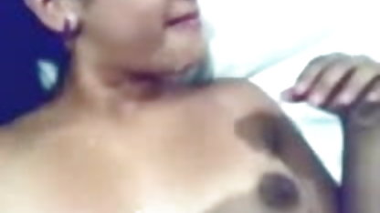 उन्होंने यह एक सींग का बना हुआ सस्ते कुतिया सोफे पर के साथ ड्राइवपरिपक्व कोई सेक्सी पिक्चर नम महिला उंगलियों