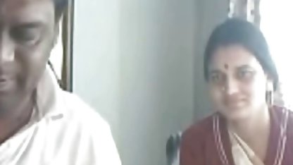 तेल के साथ, उंगलियों और अधिक आसानी से छेद में हिंदी सेक्सी राजस्थानी पिक्चर फ्लर्ट